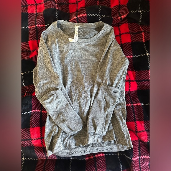 Grey Lululemon Swiftly Tech long sleeve 2.0 - Picture 6 of 6